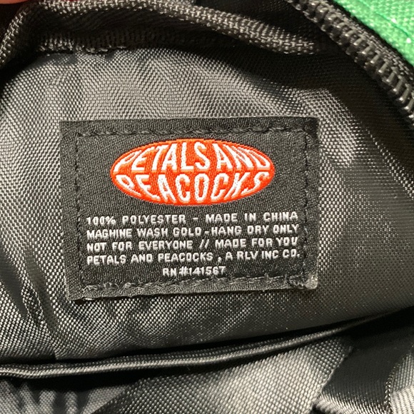 Green canvas crossbody NEW - Picture 8 of 11